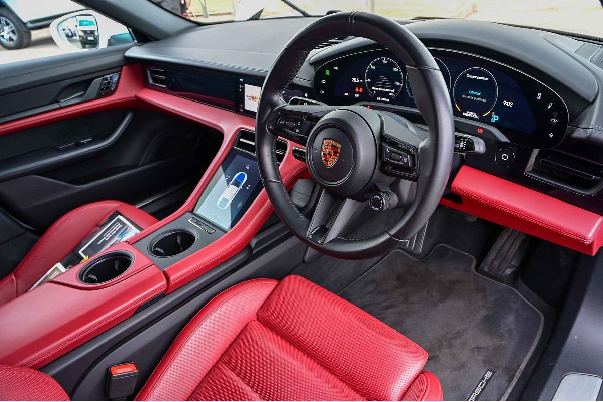 2021 Porsche Taycan 4S Y1A