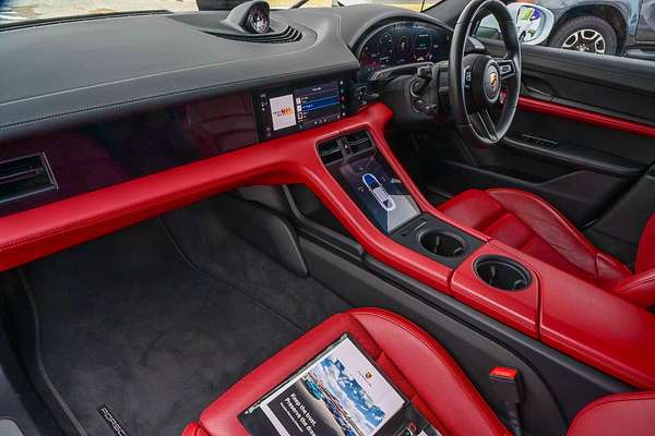 2021 Porsche Taycan 4S Y1A