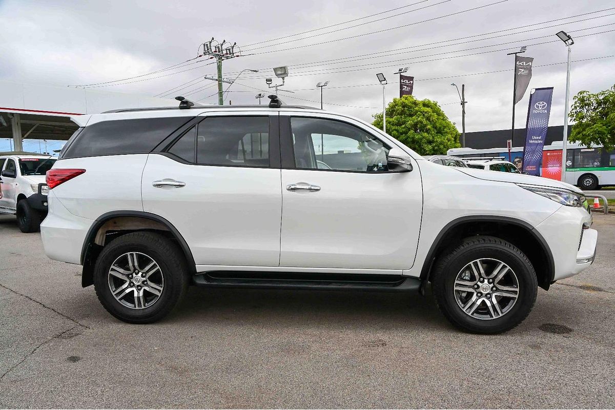 2022 Toyota Fortuner GXL GUN156R