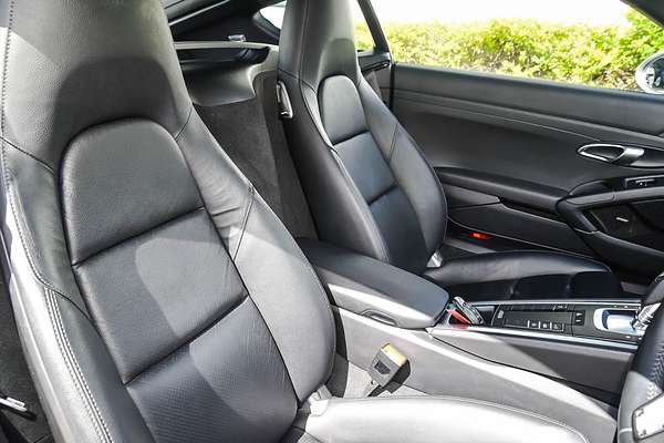 2019 Porsche 718 Cayman 982