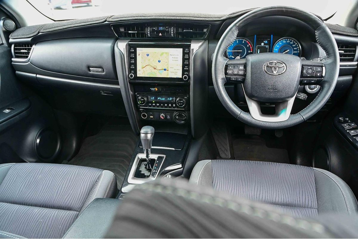 2022 Toyota Fortuner GXL GUN156R