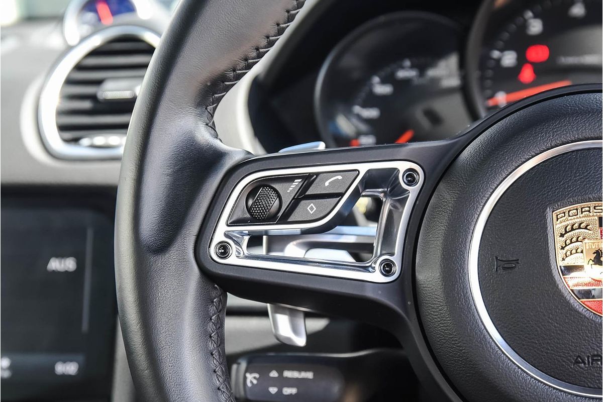 2019 Porsche 718 Cayman 982