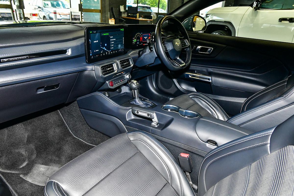 2025 Ford Mustang Ecoboost FO