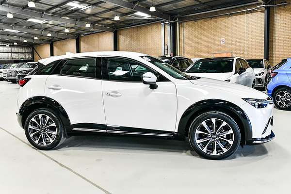 2022 Mazda CX-3 sTouring DK