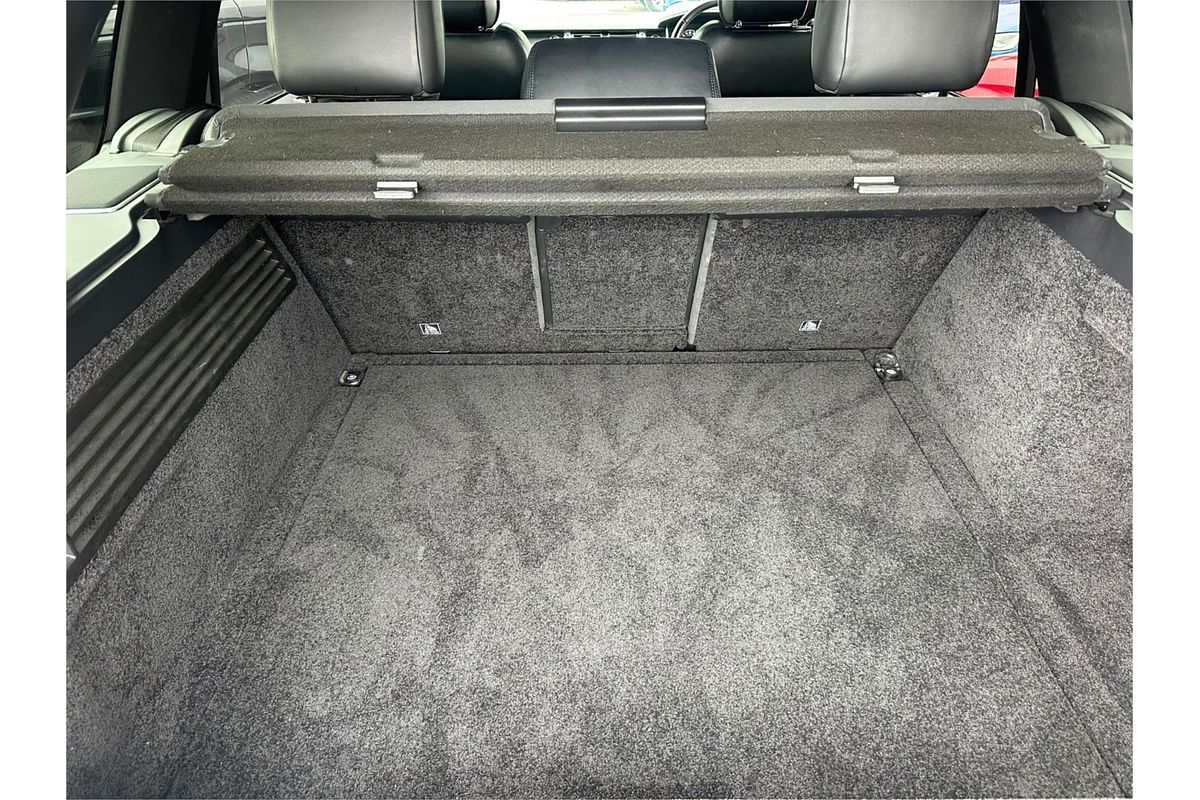 2018 Land Rover Range Rover SDV8 Vogue SE L405