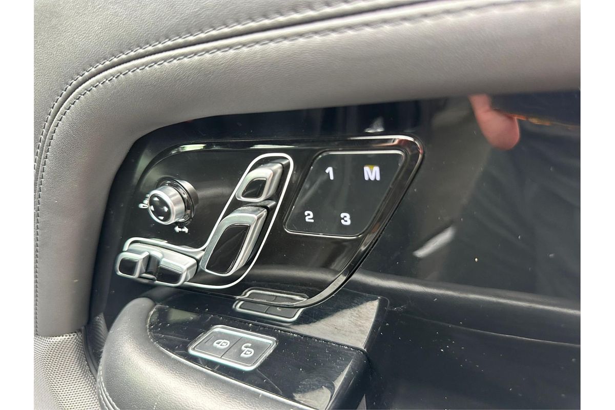 2018 Land Rover Range Rover SDV8 Vogue SE L405