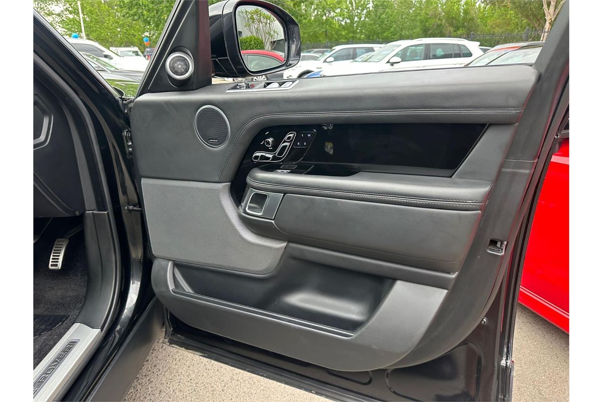 2018 Land Rover Range Rover SDV8 Vogue SE L405