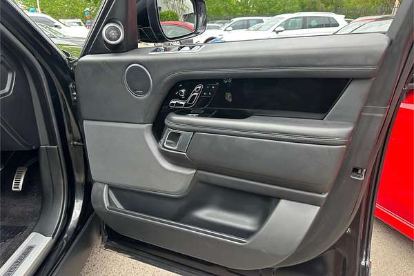 2018 Land Rover Range Rover SDV8 Vogue SE L405