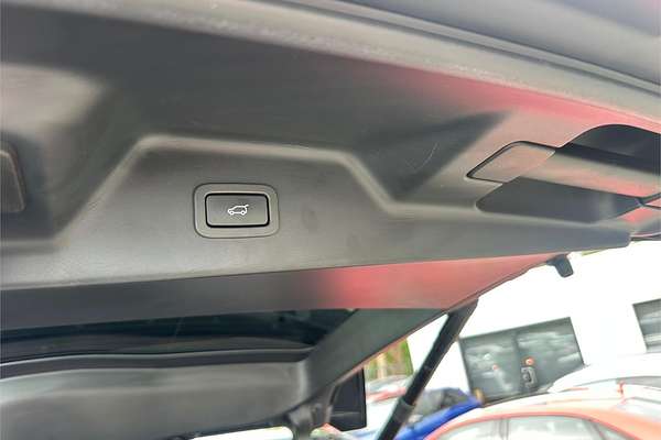 2018 Land Rover Range Rover SDV8 Vogue SE L405