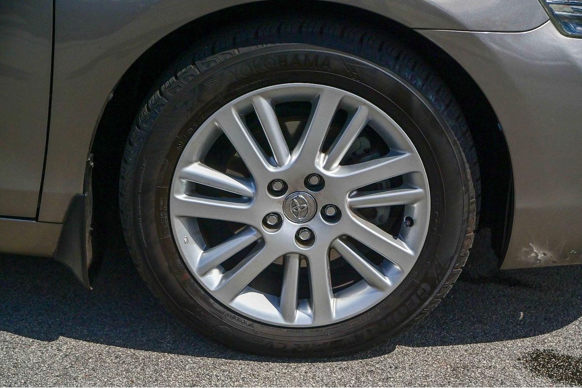 2011 Toyota Aurion AT-X GSV40R