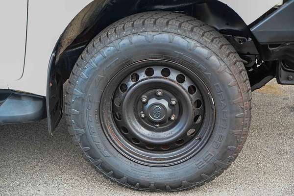 2020 Toyota Hilux SR GUN126R 4X4