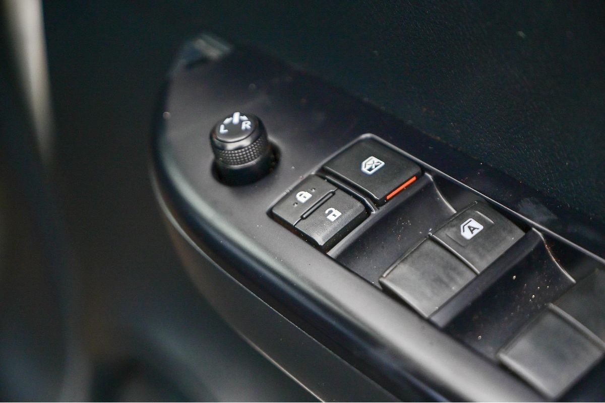 2020 Toyota Hilux SR GUN126R 4X4