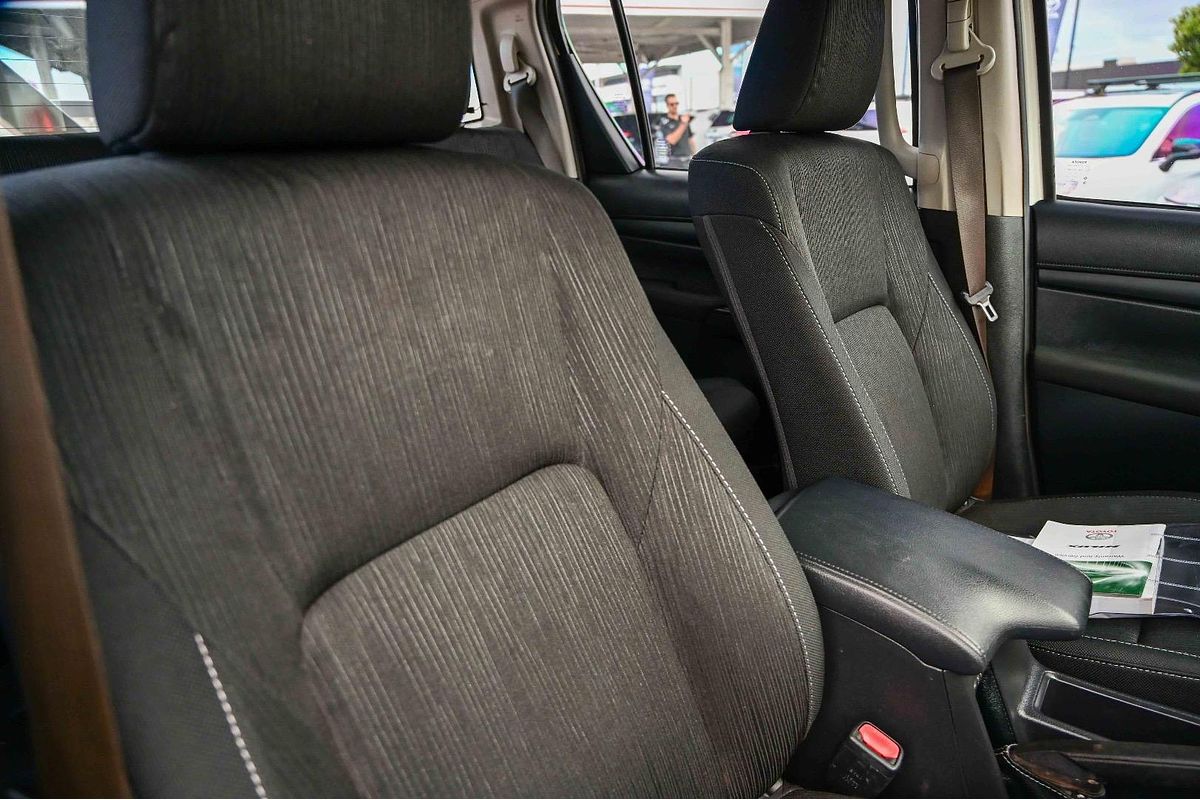 2020 Toyota Hilux SR GUN126R 4X4