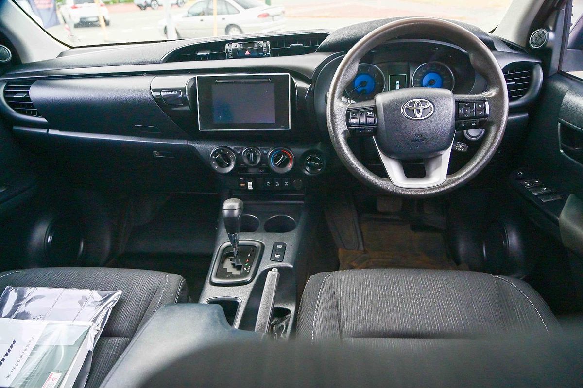 2020 Toyota Hilux SR GUN126R 4X4