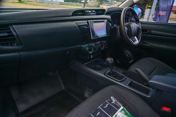 2020 Toyota Hilux SR GUN126R 4X4