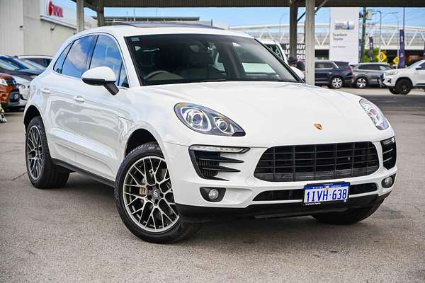 2015 Porsche Macan S 95B