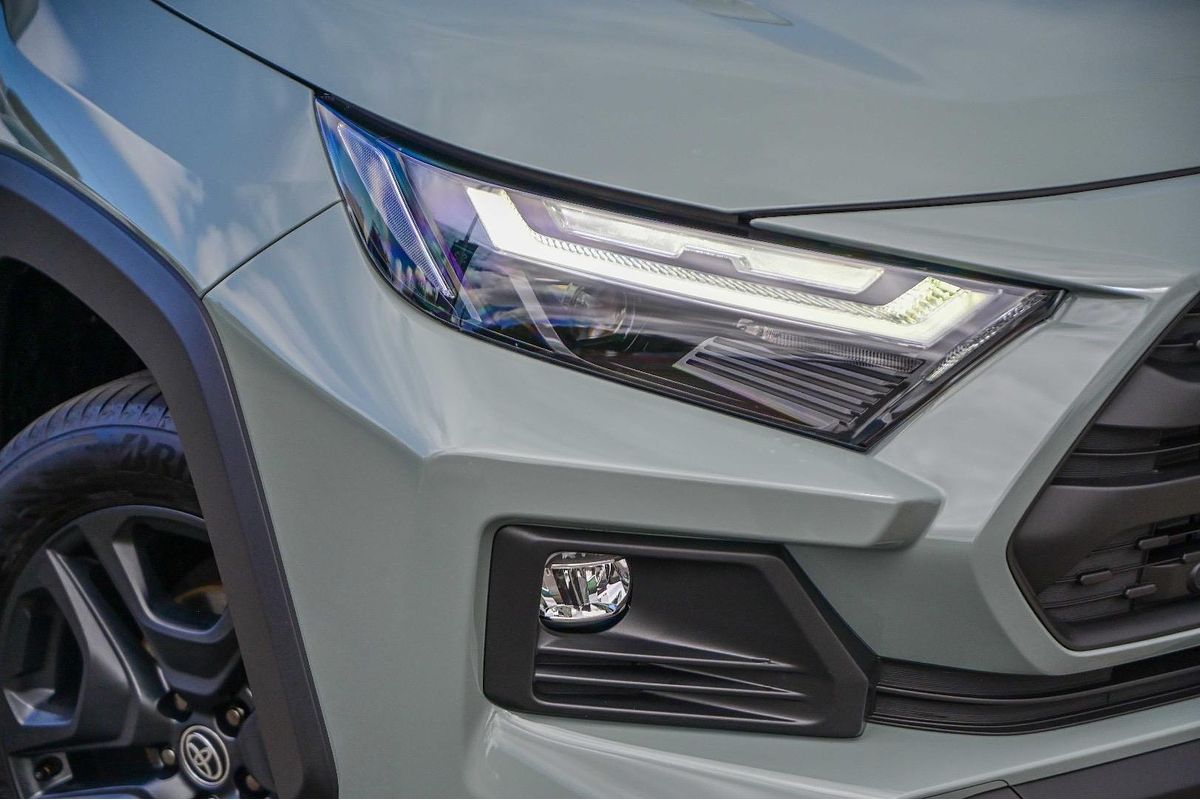 2024 Toyota RAV4 Edge AXAH54R