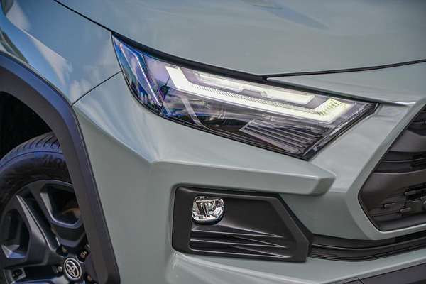 2024 Toyota RAV4 Edge AXAH54R