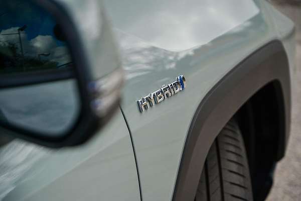 2024 Toyota RAV4 Edge AXAH54R