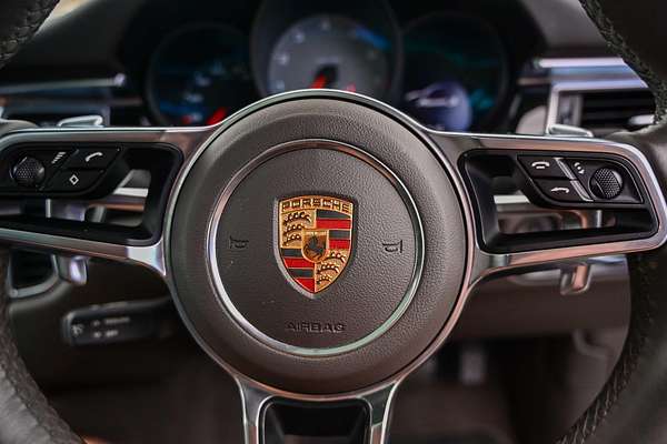 2015 Porsche Macan S 95B