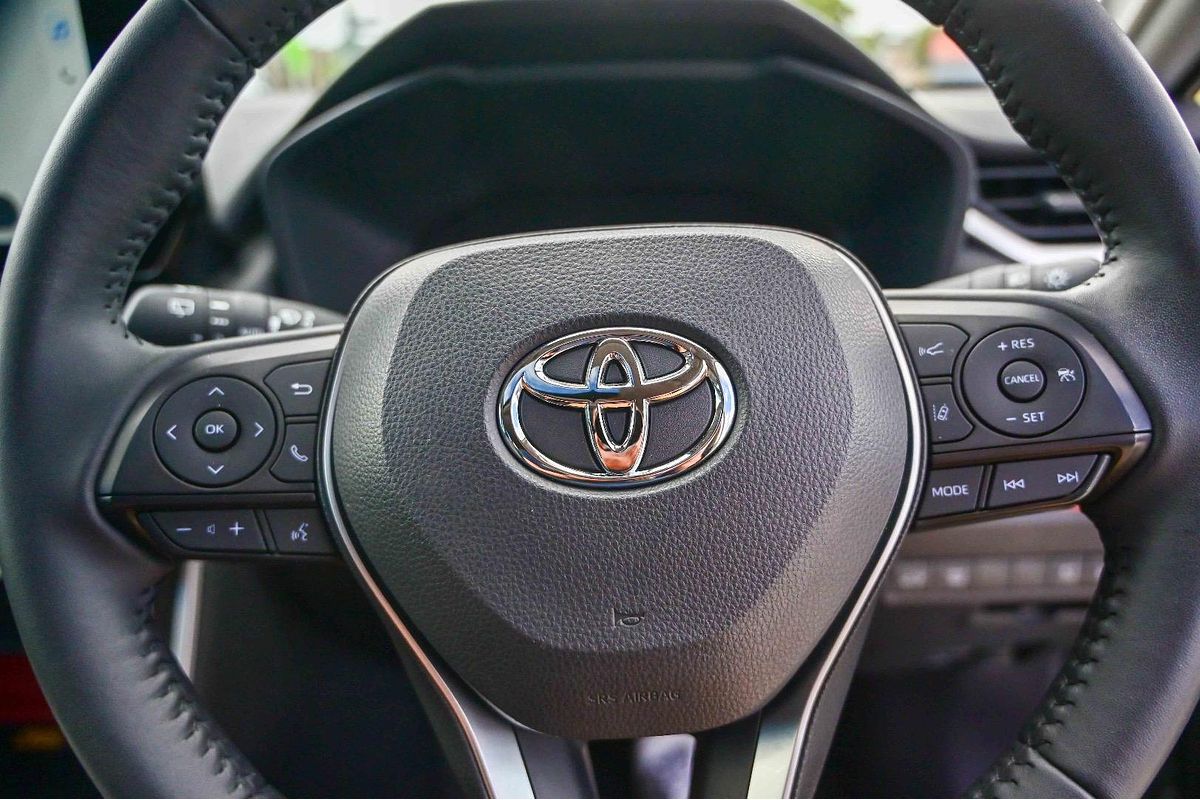 2024 Toyota RAV4 Edge AXAH54R