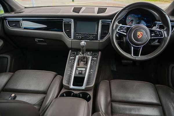 2015 Porsche Macan S 95B