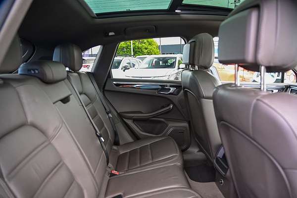 2015 Porsche Macan S 95B