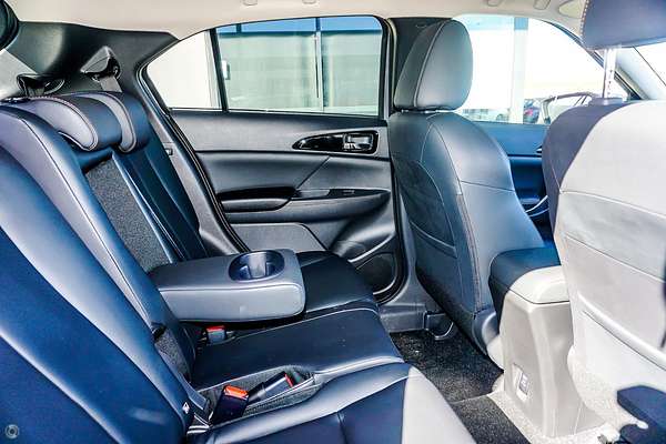 2018 Mitsubishi Eclipse Cross Exceed YA