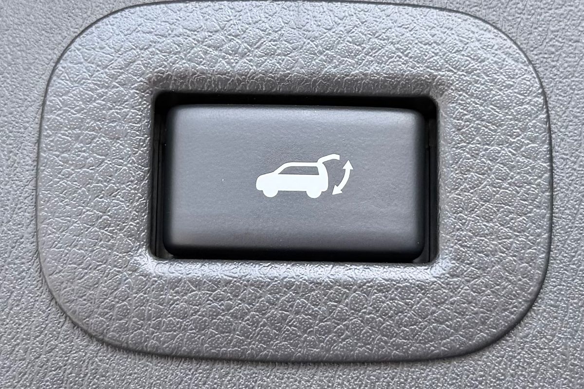 2023 Nissan Patrol Ti-L Y62