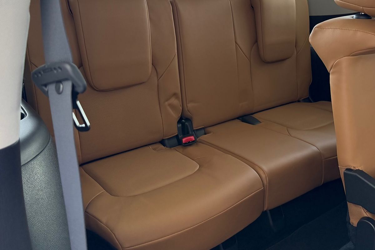 2023 Nissan Patrol Ti-L Y62