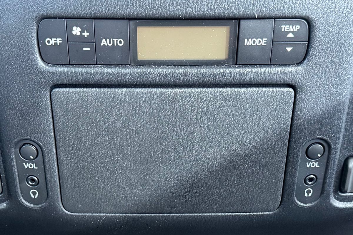 2023 Nissan Patrol Ti-L Y62