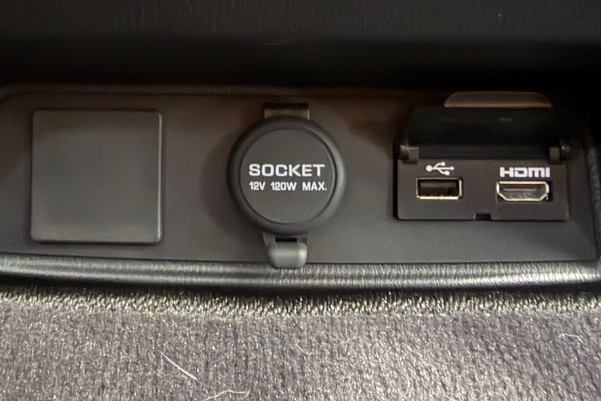 2023 Nissan Patrol Ti-L Y62