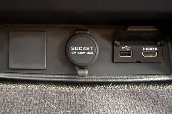 2023 Nissan Patrol Ti-L Y62