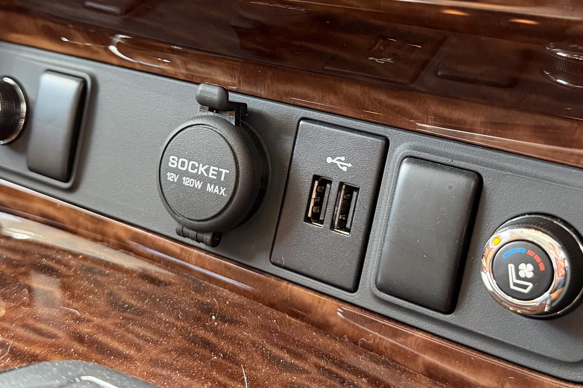 2023 Nissan Patrol Ti-L Y62