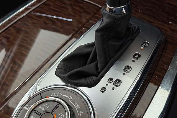 2023 Nissan Patrol Ti-L Y62