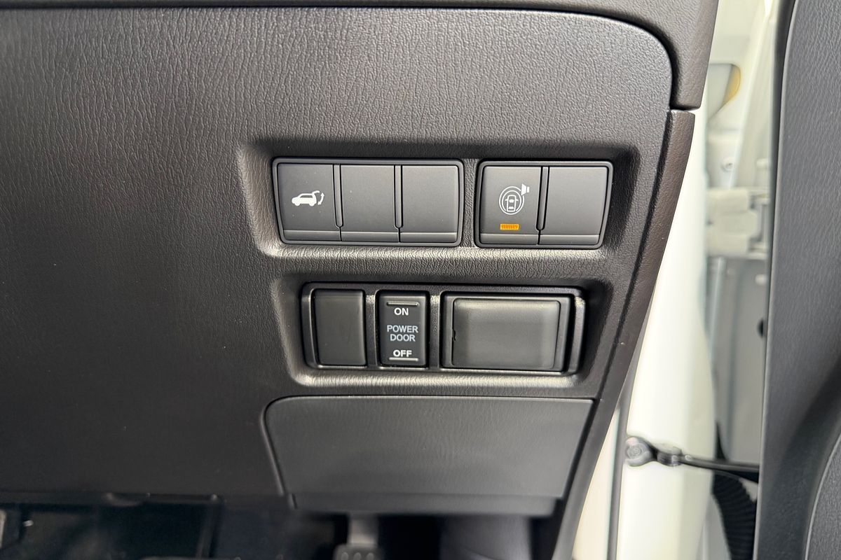 2023 Nissan Patrol Ti-L Y62