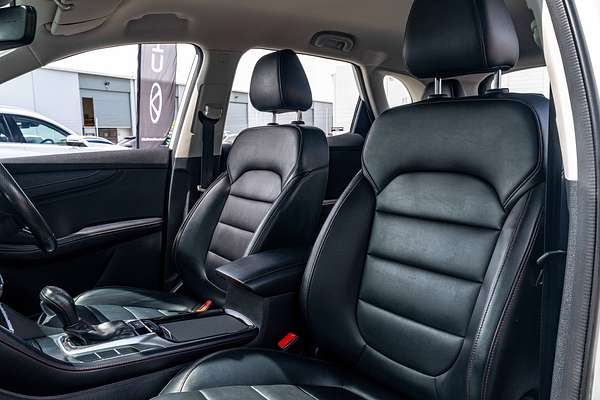 2021 MG HS Vibe 1.5Pt/7At