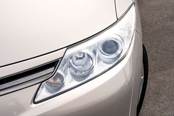 2012 Toyota Previa 2.4P Wagon 4A