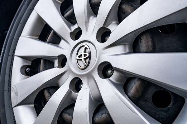 2012 Toyota Previa 2.4P Wagon 4A