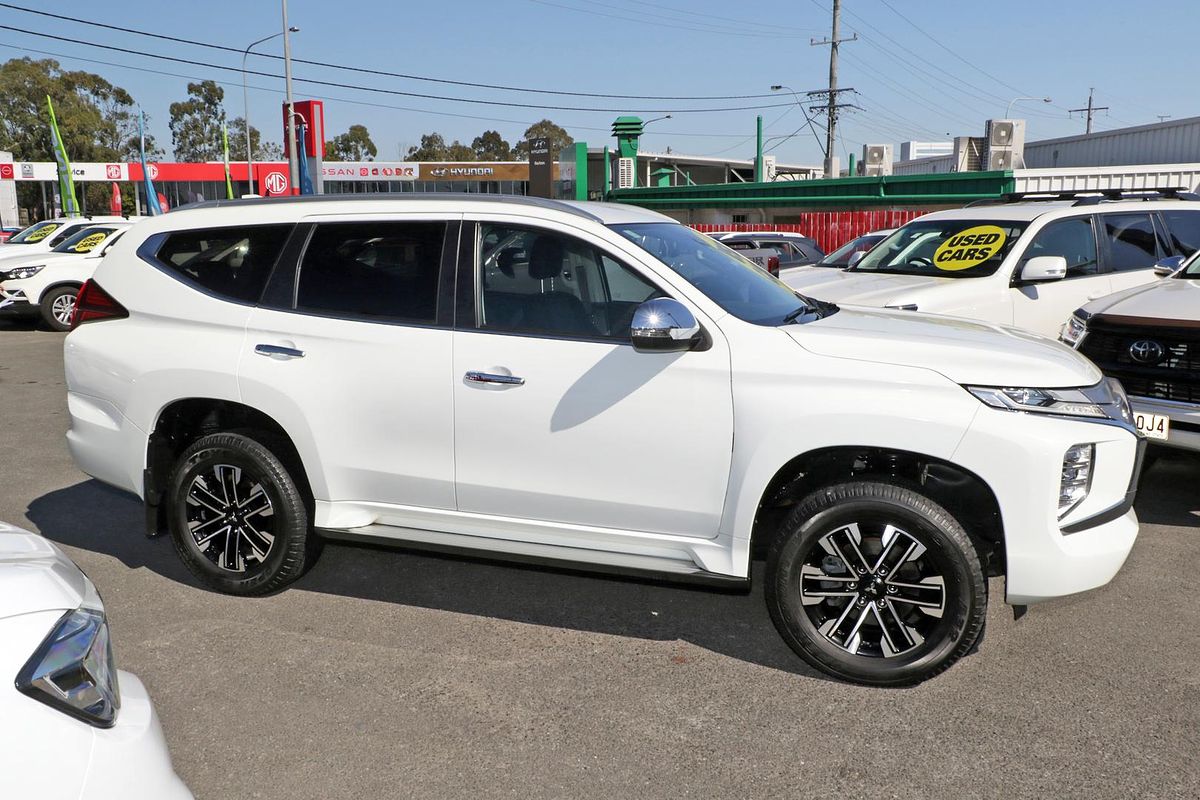 2021 Mitsubishi Pajero Sport GLS QF
