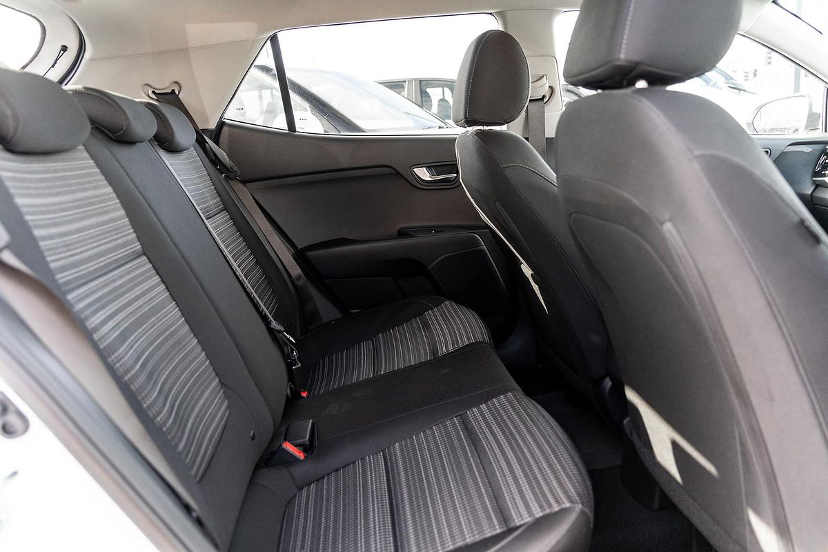 2025 Kia Stonic Sport YB PE2