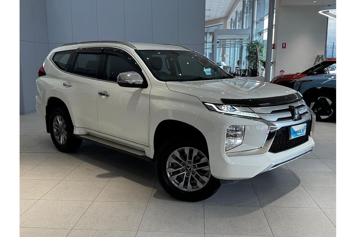 2022 Mitsubishi Pajero Sport GLX QF