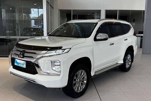 2022 Mitsubishi Pajero Sport GLX QF