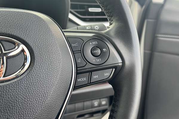 2022 Toyota RAV4 Cruiser AXAH54R