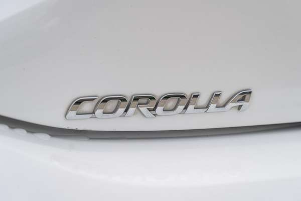 2019 Toyota Corolla ZR Hybrid ZWE211R