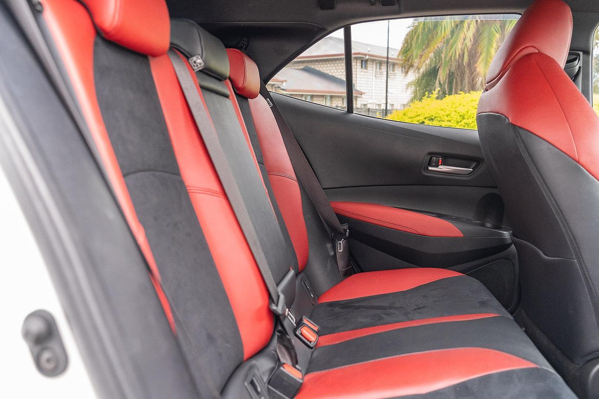 2019 Toyota Corolla ZR Hybrid ZWE211R