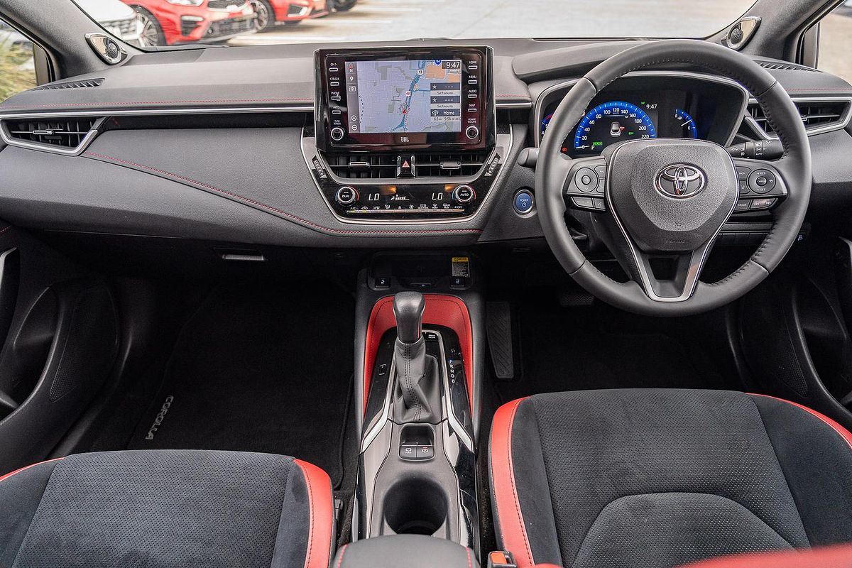 2019 Toyota Corolla ZR Hybrid ZWE211R