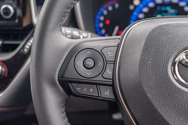 2019 Toyota Corolla ZR Hybrid ZWE211R