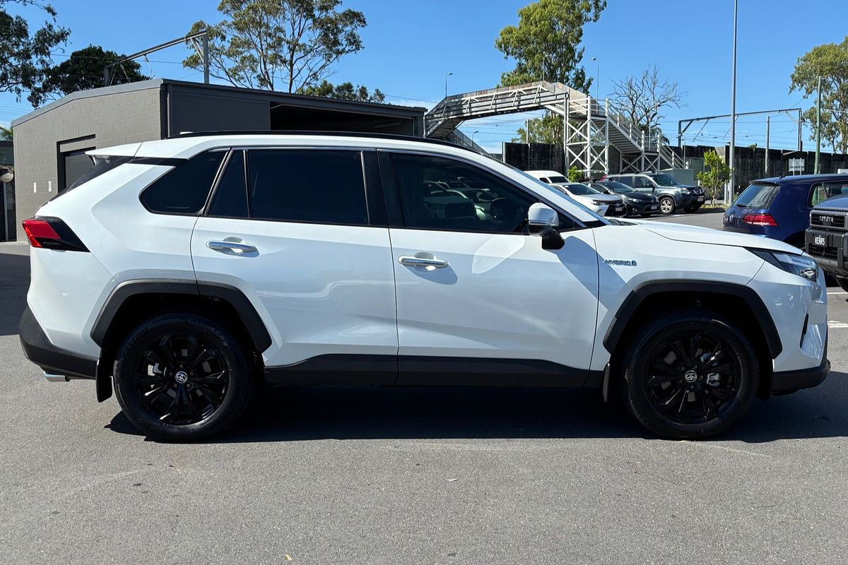 2024 Toyota RAV4 Cruiser AXAH52R