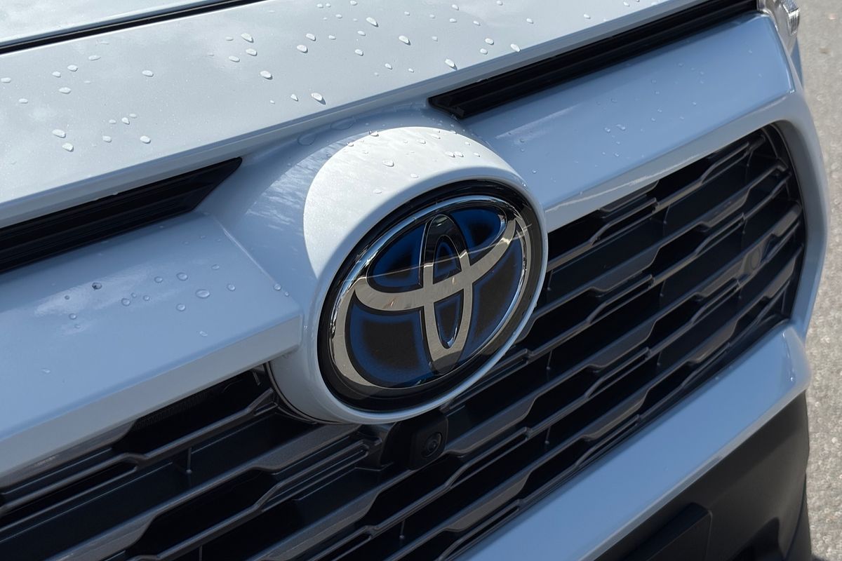 2024 Toyota RAV4 Cruiser AXAH52R